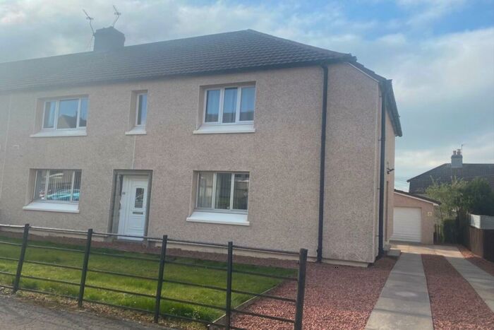 2 Bedroom Flat To Rent In Woodstock Road, Lanark, ML11