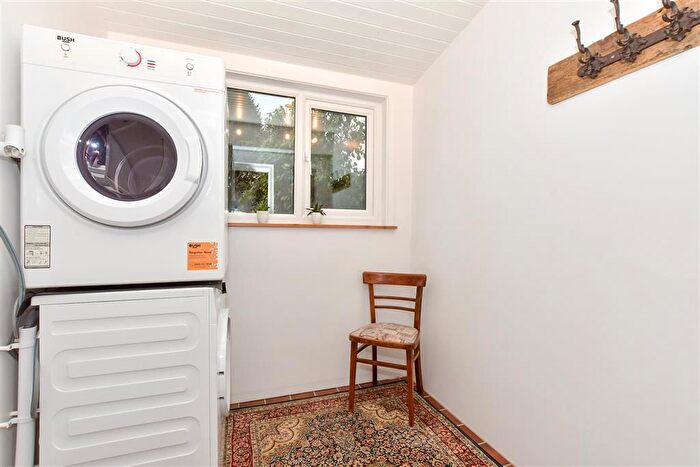 2 Bedroom Cottage For Sale In The Street, Willesborough, Ashford, Kent, TN24