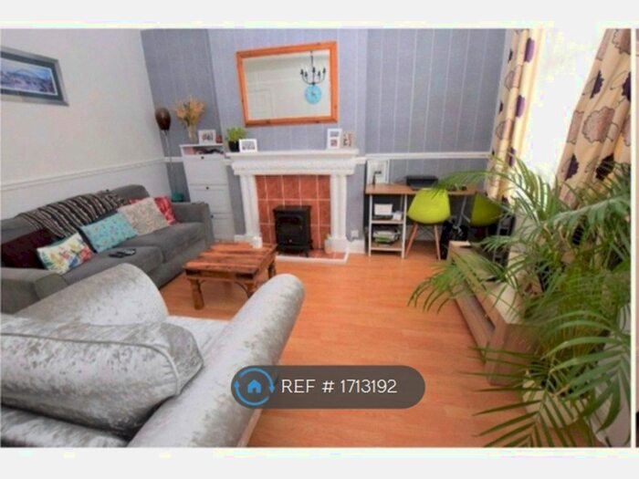 2 Bedroom Terraced House To Rent In Congress Street, Leeds, LS12