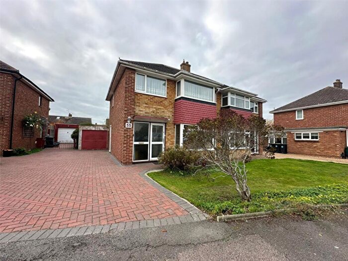 3 Bedroom Semi Detached House For Sale In Vigilant Way, Riverview Park, Gravesend, Kent, DA12