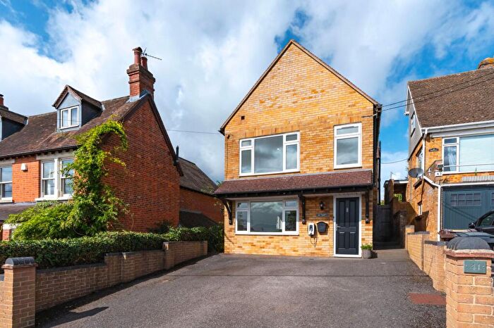 4 Bedroom Detached House For Sale In Gidley Way, Horspath, OX33