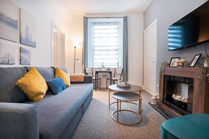 1 Bedroom Flat To Rent In /, Upper Grove Place, Edinburgh, EH3