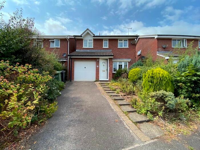 4 Bedroom Detached House To Rent In Berkeleys Mead, Bradley Stoke, Bristol, BS32