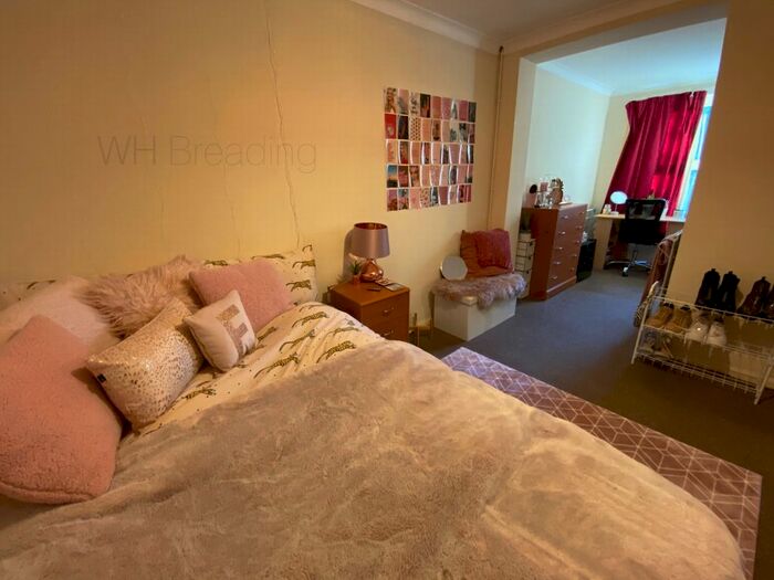 4 Bedroom Terraced House To Rent In Goudhurst Close, Canterbury, CT2