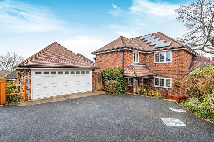 5 Bedroom Detached House For Sale In Hethersett Close, Reigate, RH2