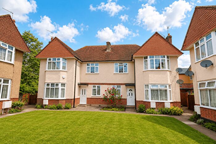 2 Bedroom Maisonette For Sale In Chestnut Court, Wembley, Middlesex, HA0