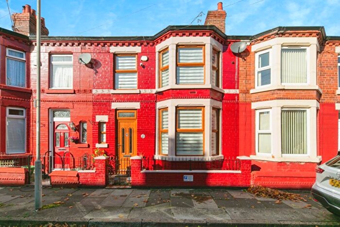 3 Bedroom Terraced House For Sale In Stormont Road, Liverpool, Merseyside, L19