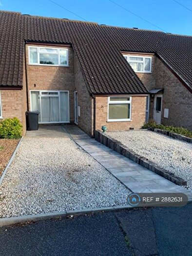 3 Bedroom Terraced House To Rent In Kealdale Road, Northampton, NN3
