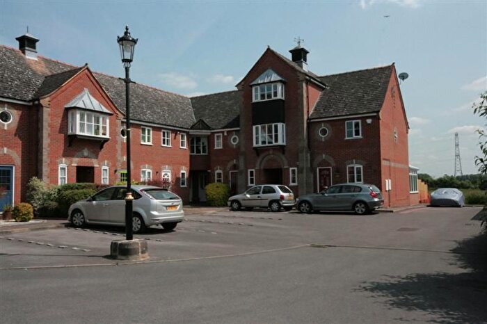 1 Bedroom Flat To Rent In Yew Lane, Reading, Reading, RG1