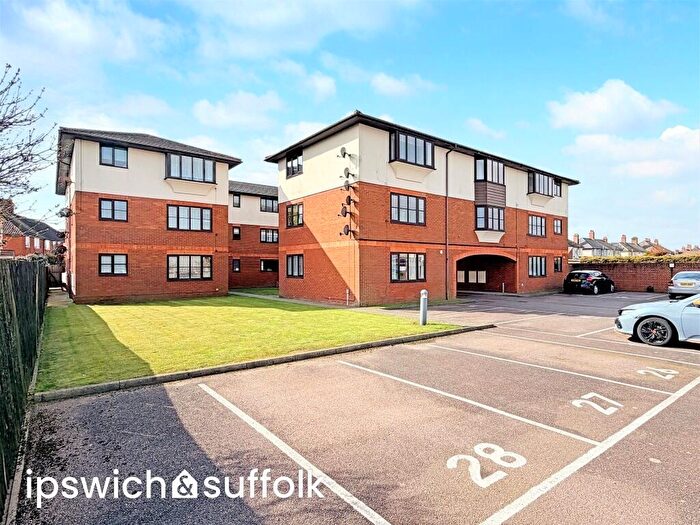 1 Bedroom Apartment For Sale In St. Andrews Road, Felixstowe, IP11