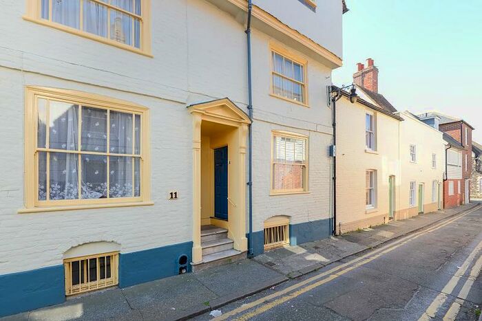 4 Bedroom Terraced House To Rent In Hawks Lane, Canterbury, CT1