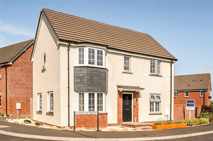 3 Bedroom Detached House For Sale In Lancelot Drive, Wincanton, Somerset, BA9