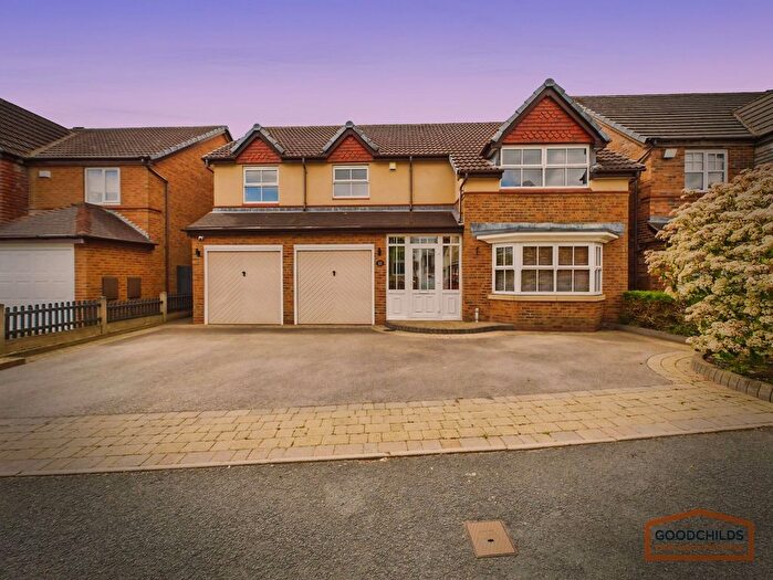 4 Bedroom Detached House For Sale In Holmbridge Grove, Shelfield, WS4
