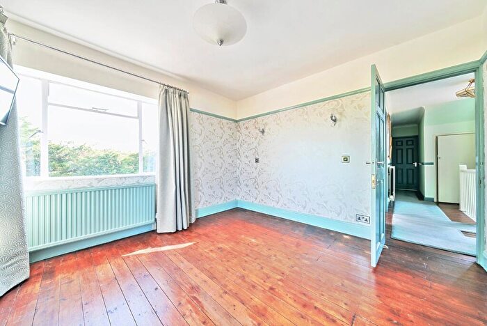 4 Bedroom Detached House For Sale In Central Wells, BA5
