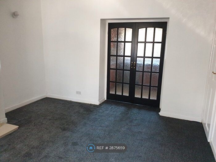 2 Bedroom Terraced House To Rent In Beech Street, Huddersfield, HD1