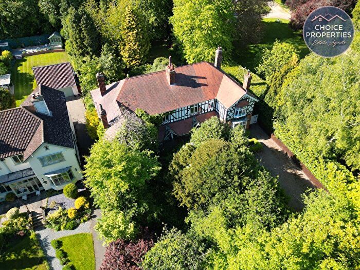 6 Bedroom Semi-Detached House For Sale In St. Marys Lane, Louth, LN11