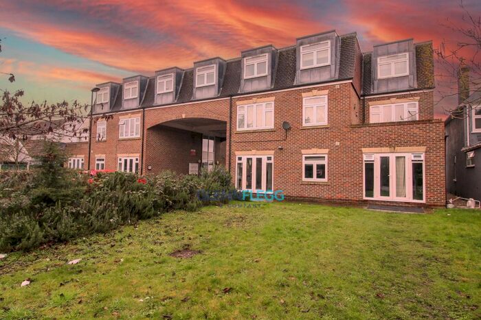 1 Bedroom Flat To Rent In London Road, Langley, Slough, SL3
