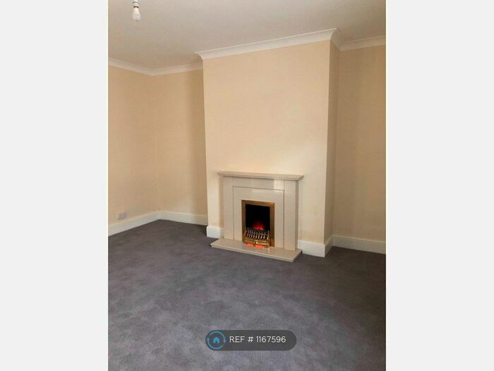 2 Bedroom Terraced House To Rent In South Street, Newcastle Upon Tyne NE27