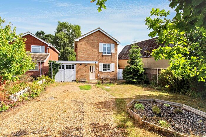 3 Bedroom Detached House For Sale In Stewart Road, Aylsham, Norfolk, NR11