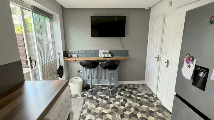 2 Bedroom Semi-Detached House For Sale In Paisley Park, Farnworth, Bolton, BL4