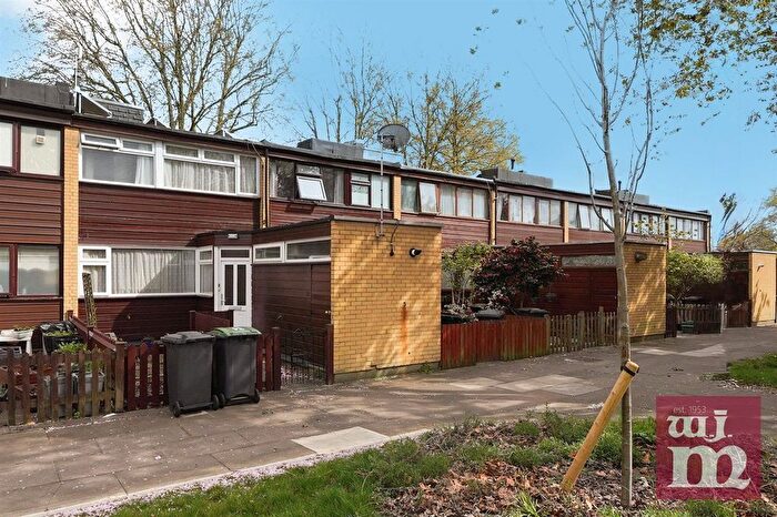3 Bedroom Property To Rent In Partridge Way, Bowes Park, N22