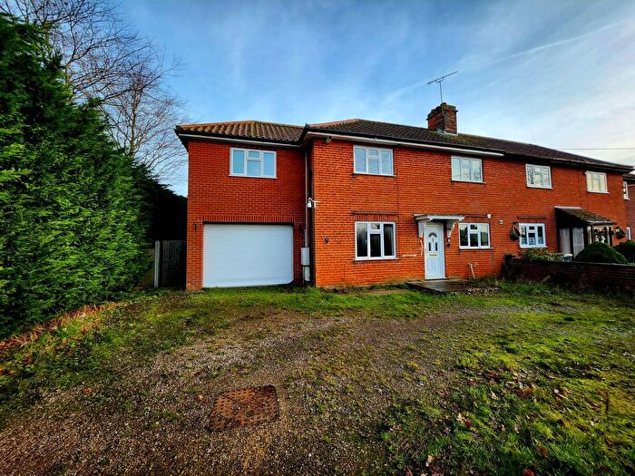3 Bedroom Semi-Detached House For Sale In Buckenham Road, Lingwood, NR13