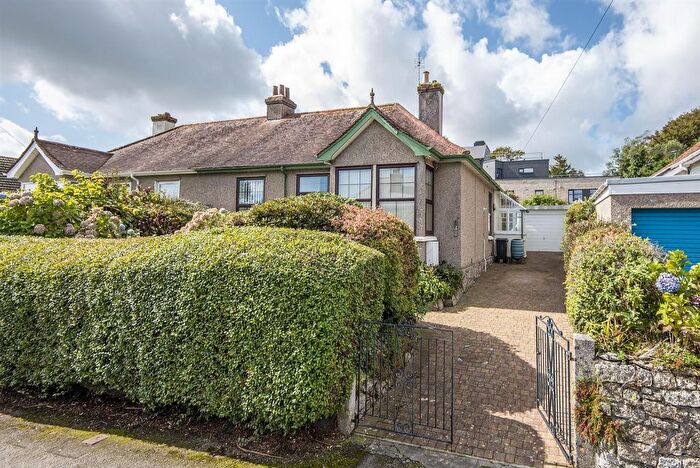 2 Bedroom Semi-detached Bungalow For Sale In Mayfield Road, Falmouth, TR11