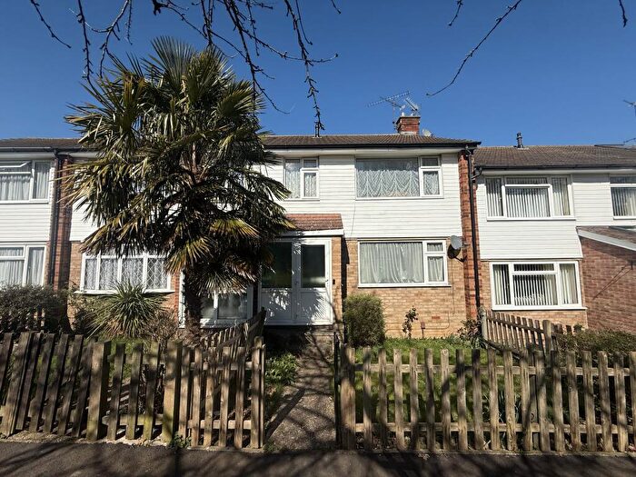 3 Bedroom Property To Rent In Rainham, Gillingham, ME8