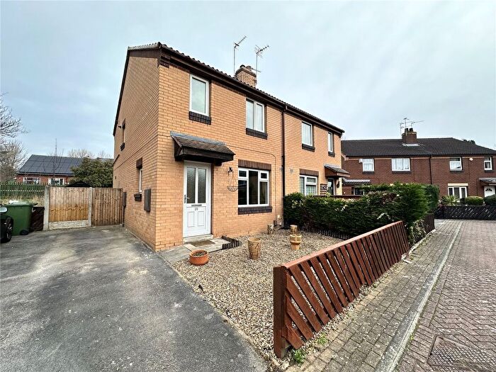 2 Bedroom Semi Detached House To Rent In Meanwood Valley Green, Meanwood, Leeds, West Yorkshire, LS7