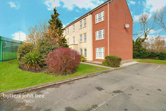 2 Bedroom Apartment For Sale In Tyldesley Way, Nantwich, CW5