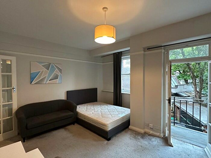 Studio To Rent In Abbey Road, London, NW8