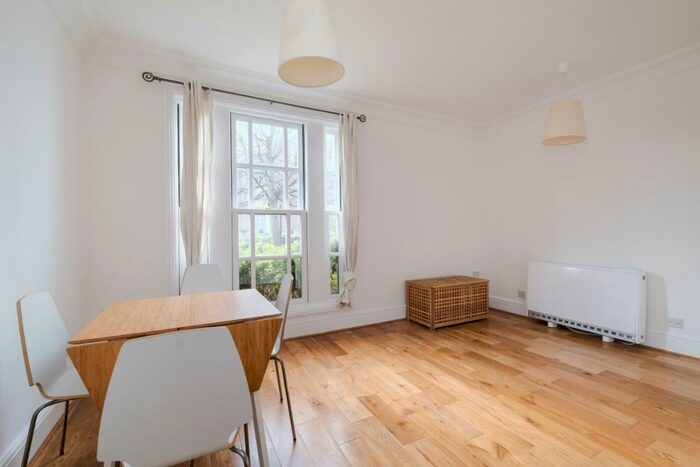 2 Bedroom Flat To Rent In Middleton Road London, E8
