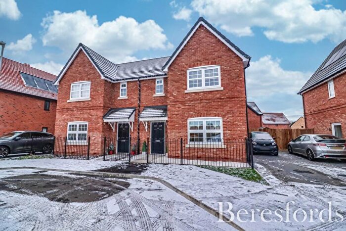 3 Bedroom Semi Detached House For Sale In Sorrell Avenue, Braintree, CM7