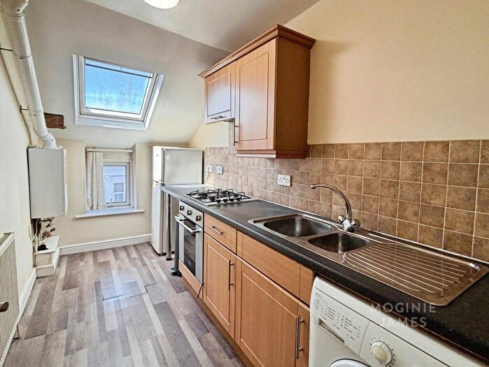 1 Bedroom Flat To Rent In Northcote Street, Cathays, Cardiff, CF24