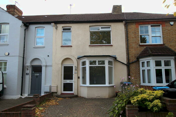 3 Bedroom House To Rent In Edenbridge Road, Enfield, EN1