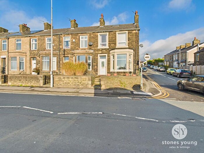 3 Bedroom Terraced House For Sale In Whalley Road, Read, BB12