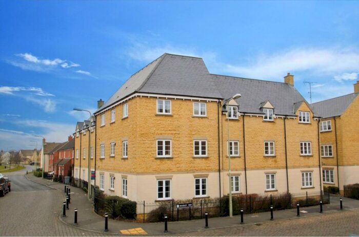 2 Bedroom Apartment To Rent In Harvest Grove, Witney, Oxfordshire, OX28