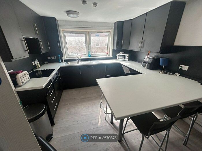 2 Bedroom Flat To Rent In St. Mungo Avenue, Glasgow, G4