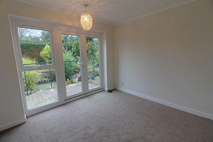 2 Bedroom Detached Bungalow For Sale In Gayhurst Close, Wigston, LE18