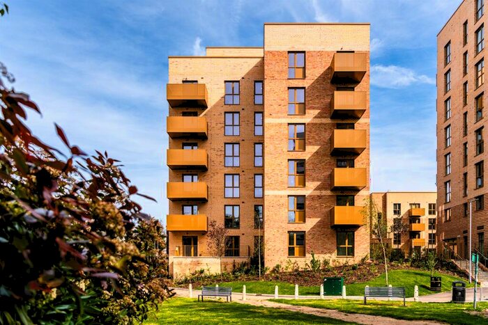 1 Bedroom Apartment For Sale In Park Rise, Sunrise Avenue, Hornchurch, RM12