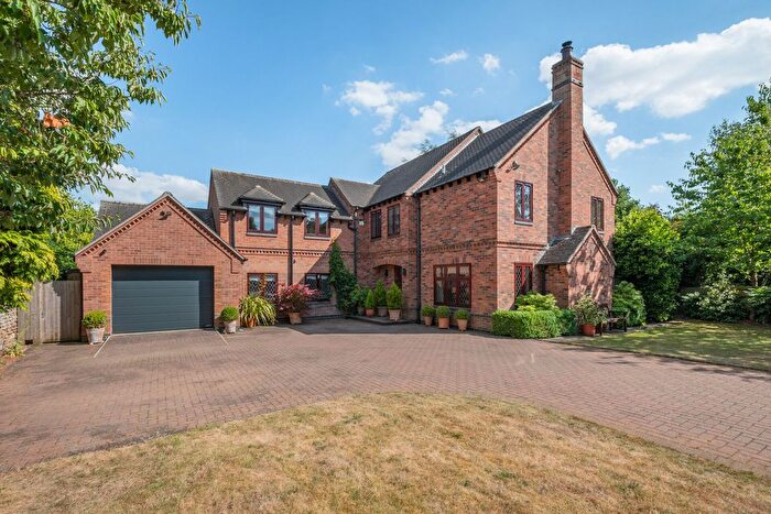 4 Bedroom Detached House For Sale In High Street Guilsborough, Northampton, NN6