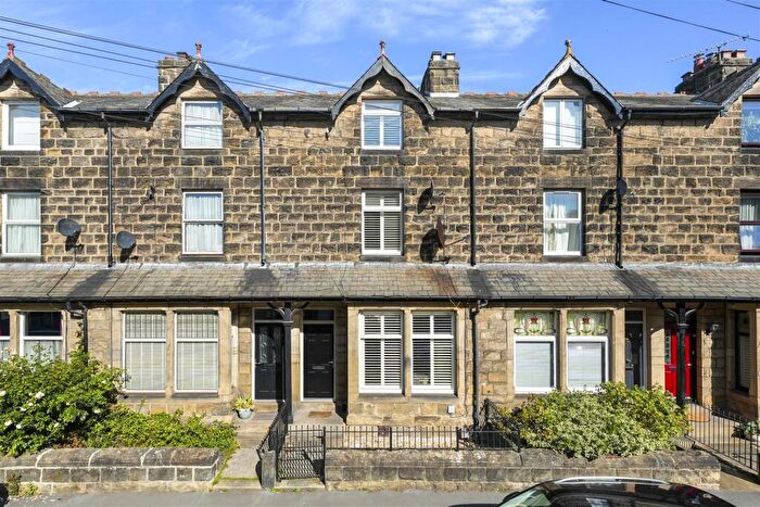 4 Bedroom Terraced House For Sale In Manor Street, Otley, LS21
