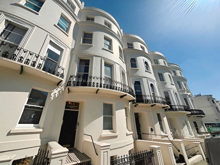 1 Bedroom Apartment To Rent In Lansdowne Place, Hove, BN3