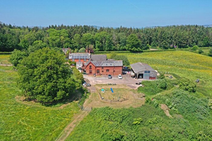 5 Bedroom Detached House For Sale In Poltimore, Exeter, EX4