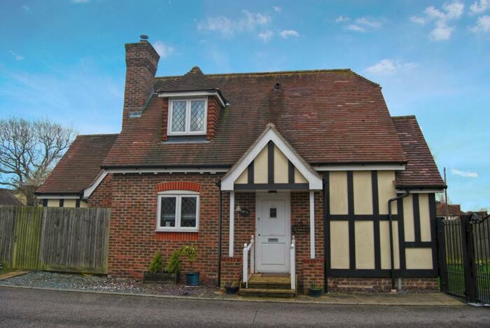 2 Bedroom Detached House To Rent In Appleby Close Orpington, BR5