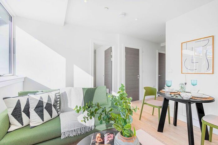 1 Bedroom Flat To Rent In Olympic Way, Wembley, HA9