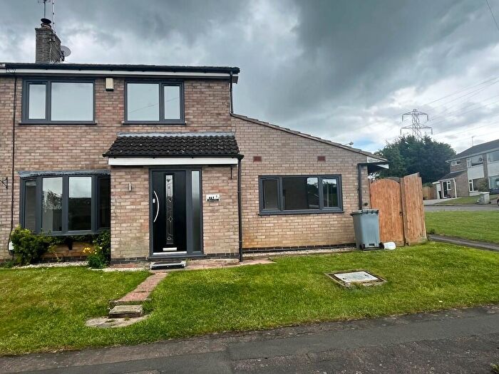 4 Bedroom Semi Detached House To Rent In Hudson Close, Oakham, LE15