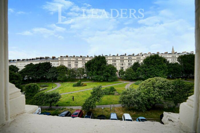 2 Bedroom Flat To Rent In Pameira Square, Hove, BN3