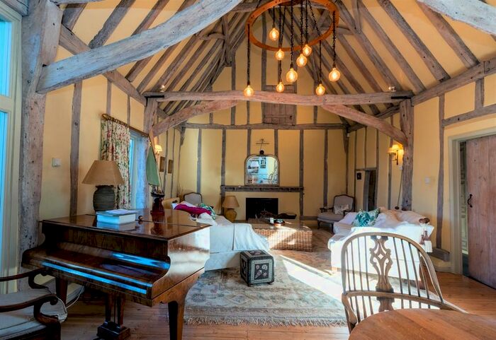 5 Bedroom Barn Conversion For Sale In Fersfield, Diss, IP22