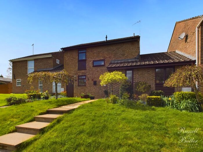 3 Bedroom Link Detached House For Sale In Valley Road, Finmere, MK18